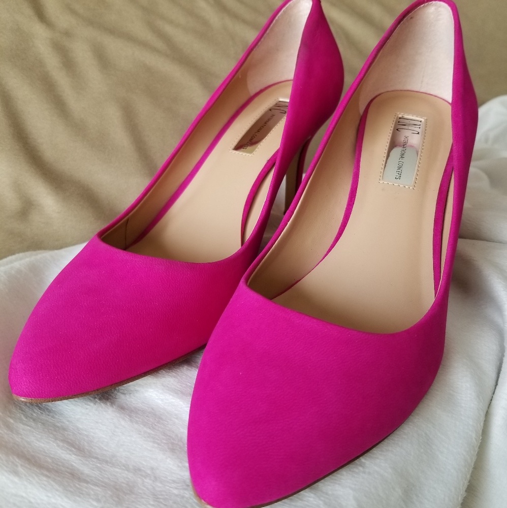 Fuchsia INC Pumps